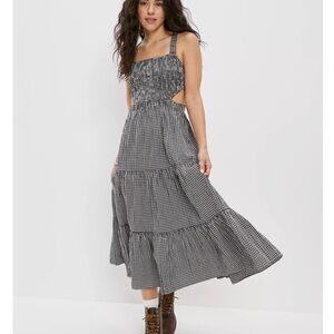 American Eagle Checked Cut-Out Detail Midi Dress